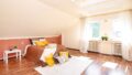 Schlafzimmer DG