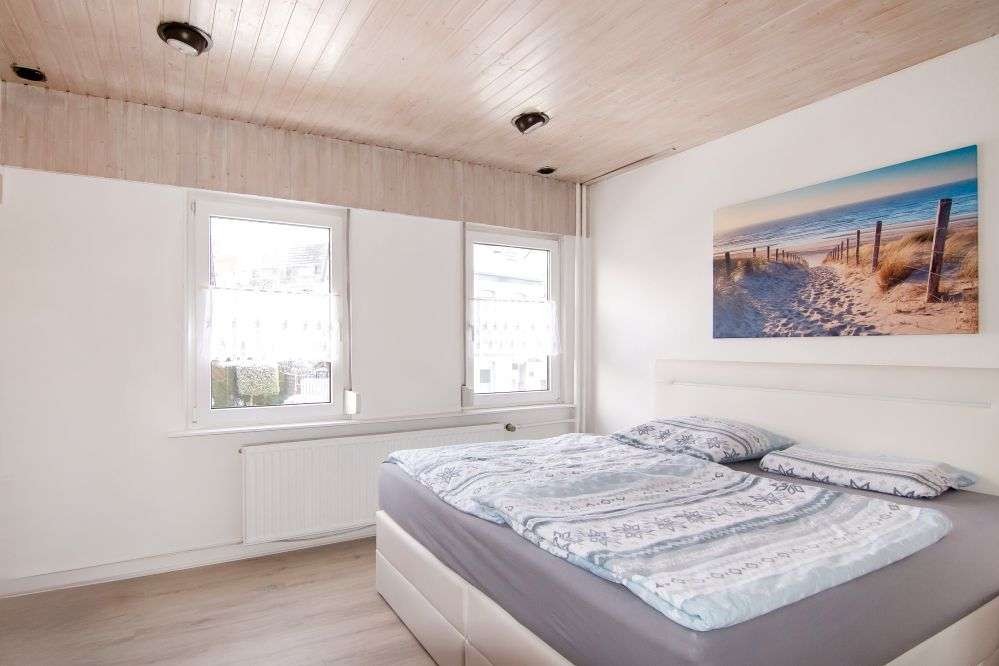 Schlafzimmer 2-1.OG
