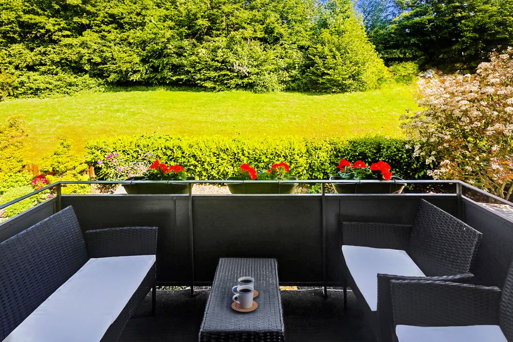 Balkon mit Blick ins Grüne